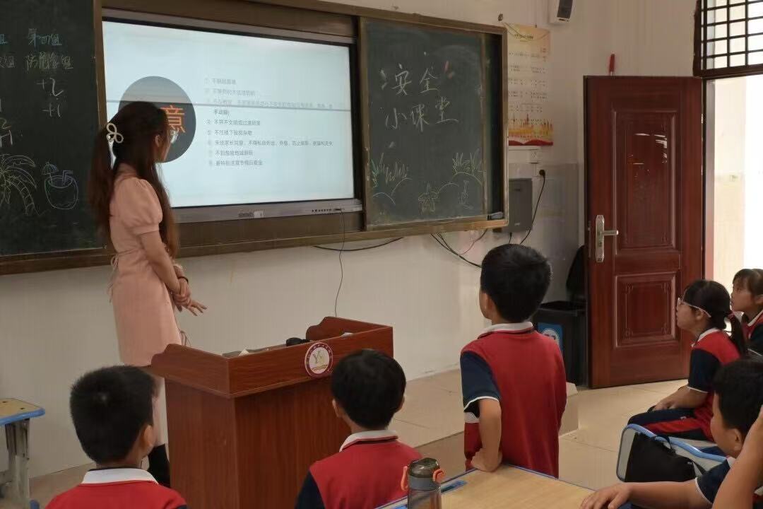 ���u���������磺�t�W�����c���l��ͯ��