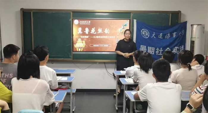 ���zн���²ʣ��ഺ�����l���С������B���´�W���������z퍡���_չ��ɫ����������`